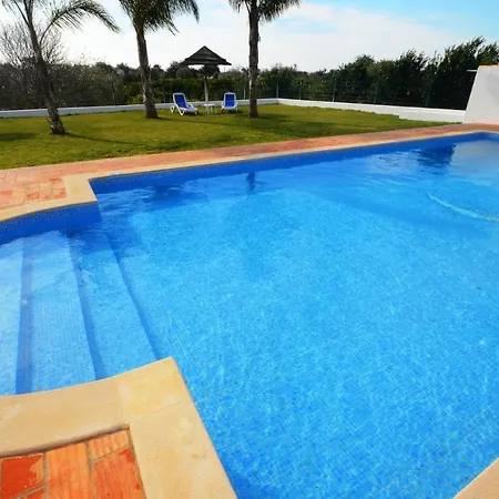 Casa Amendoeiras Villa *